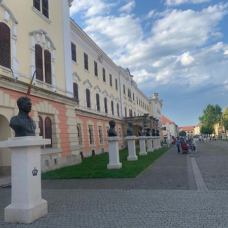 Criss Home Bulevard Alba Iulia Bagian luar foto